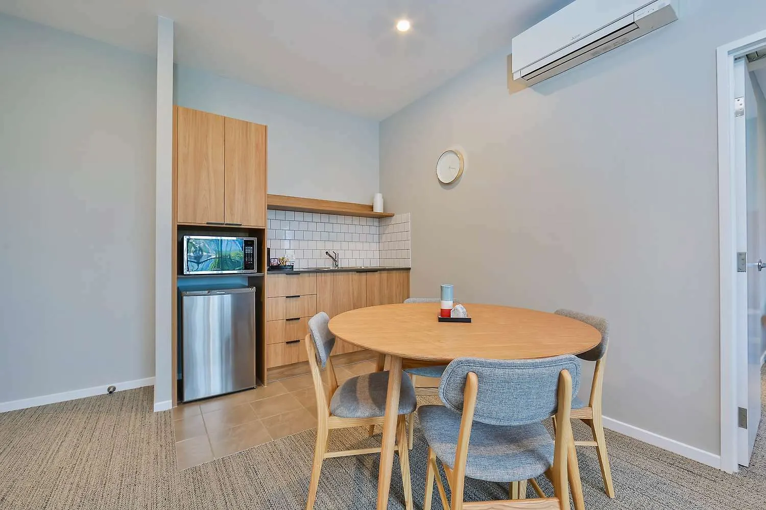 Best Western Plus North Lakes Hotel 4*,  Αυστραλία